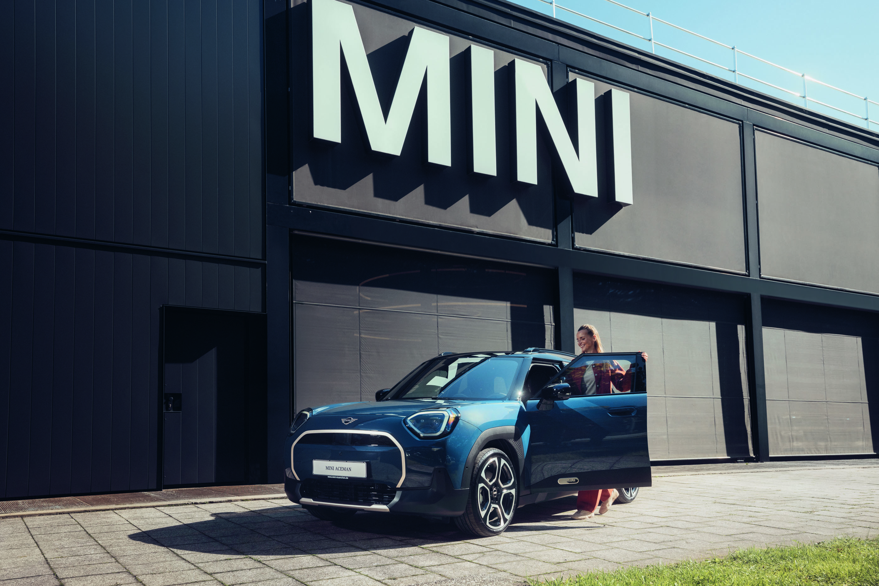 MINI Service Bay